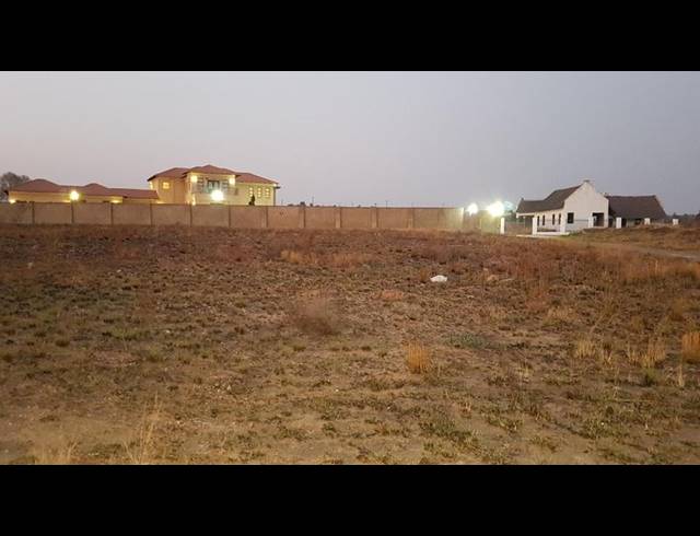 LAND FOR SALE IN KYALAMI